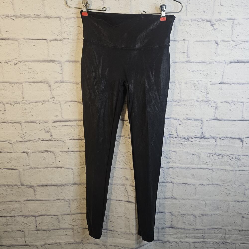 Spanx Women's Faux Leather Black Shiny Leggings Size Medium Petite